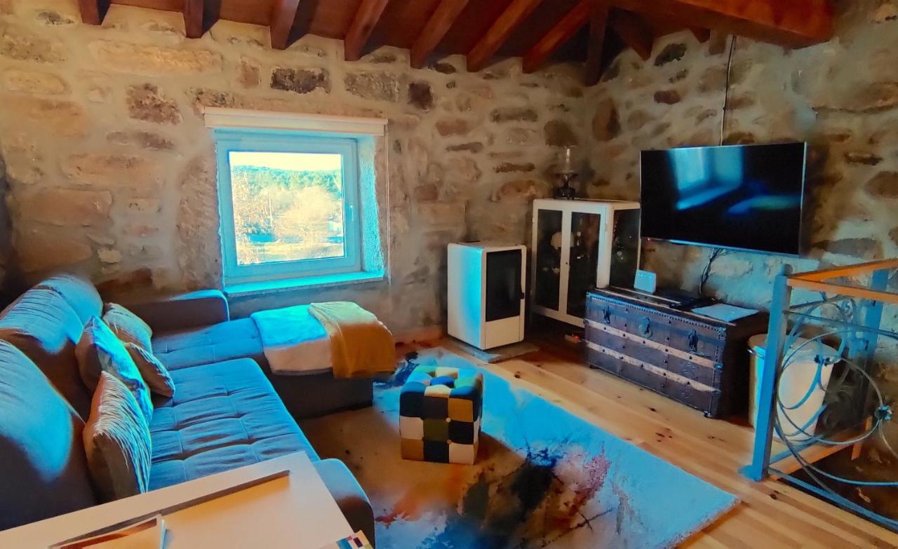 Casa Rural D 'Avo - Sossego Do Campo - 5 Adultos Alhais Exterior foto