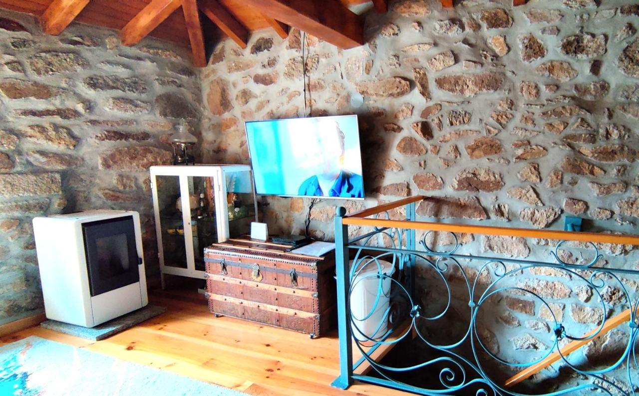 Casa Rural D 'Avo - Sossego Do Campo - 5 Adultos Alhais Exterior foto